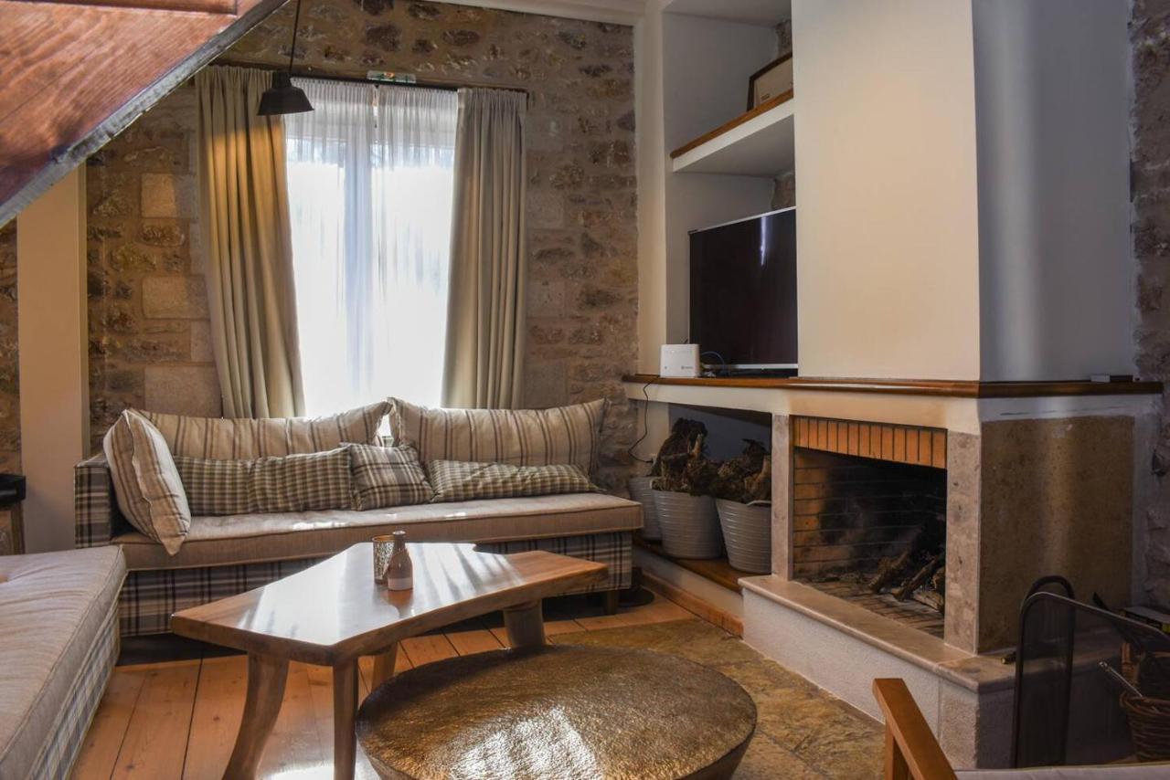 Secluded Mountain Refuge - Theonimfi Paradise Gem Dimitsana Extérieur photo